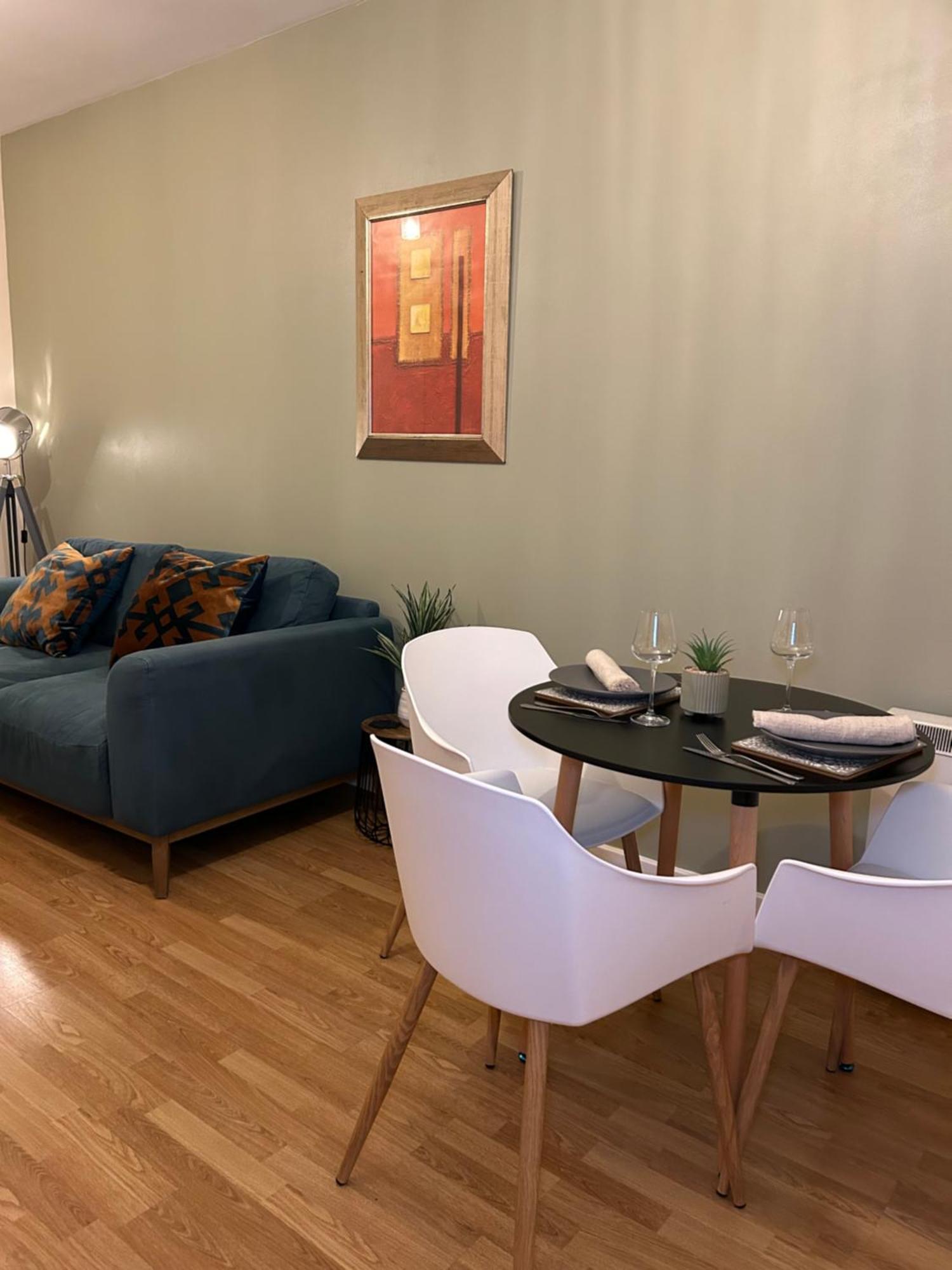 Central Birmingham City Apartment -Smart Tv - Free Parking Onsite Ngoại thất bức ảnh